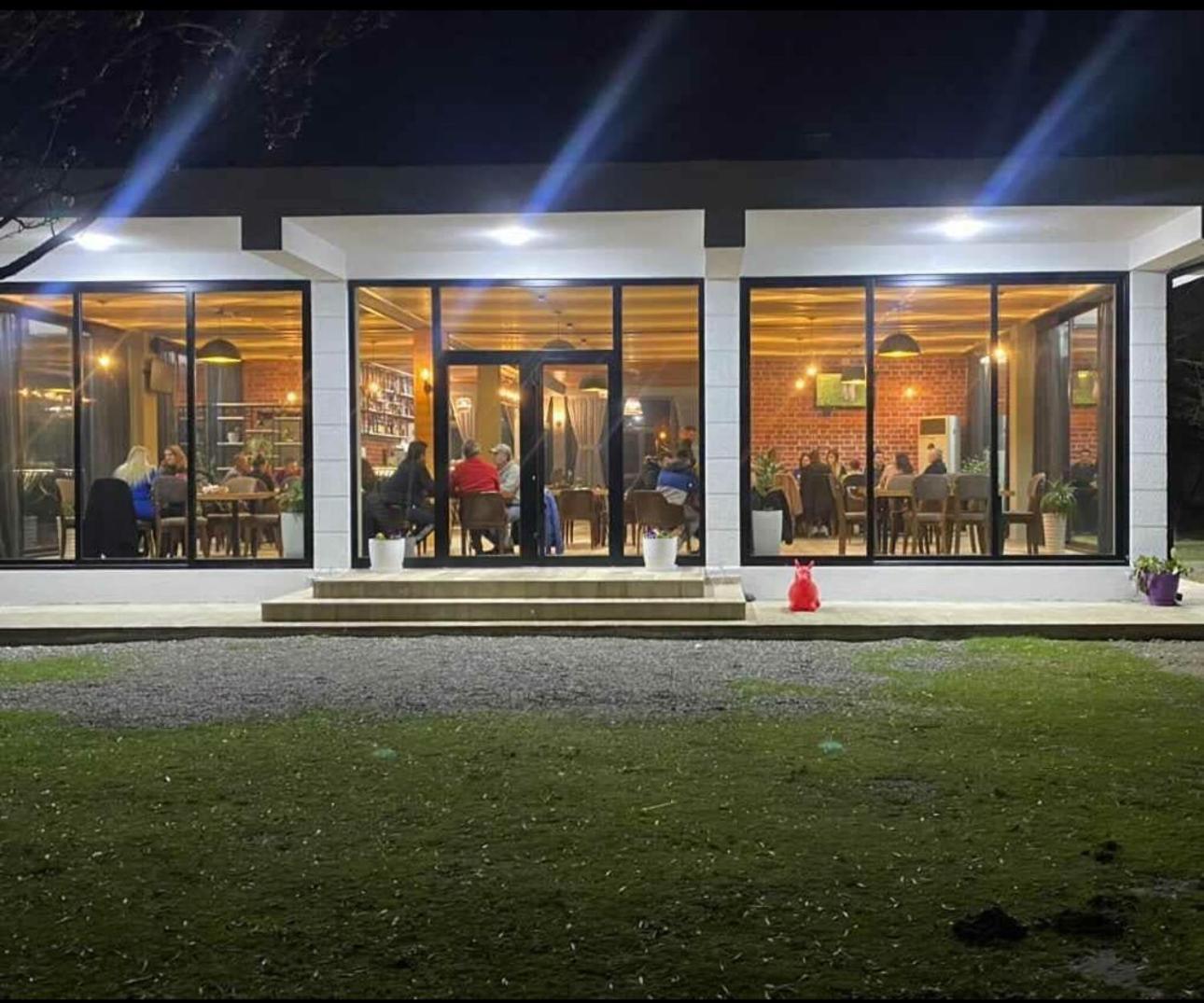 Villa Teverde Shkodër Eksteriør billede